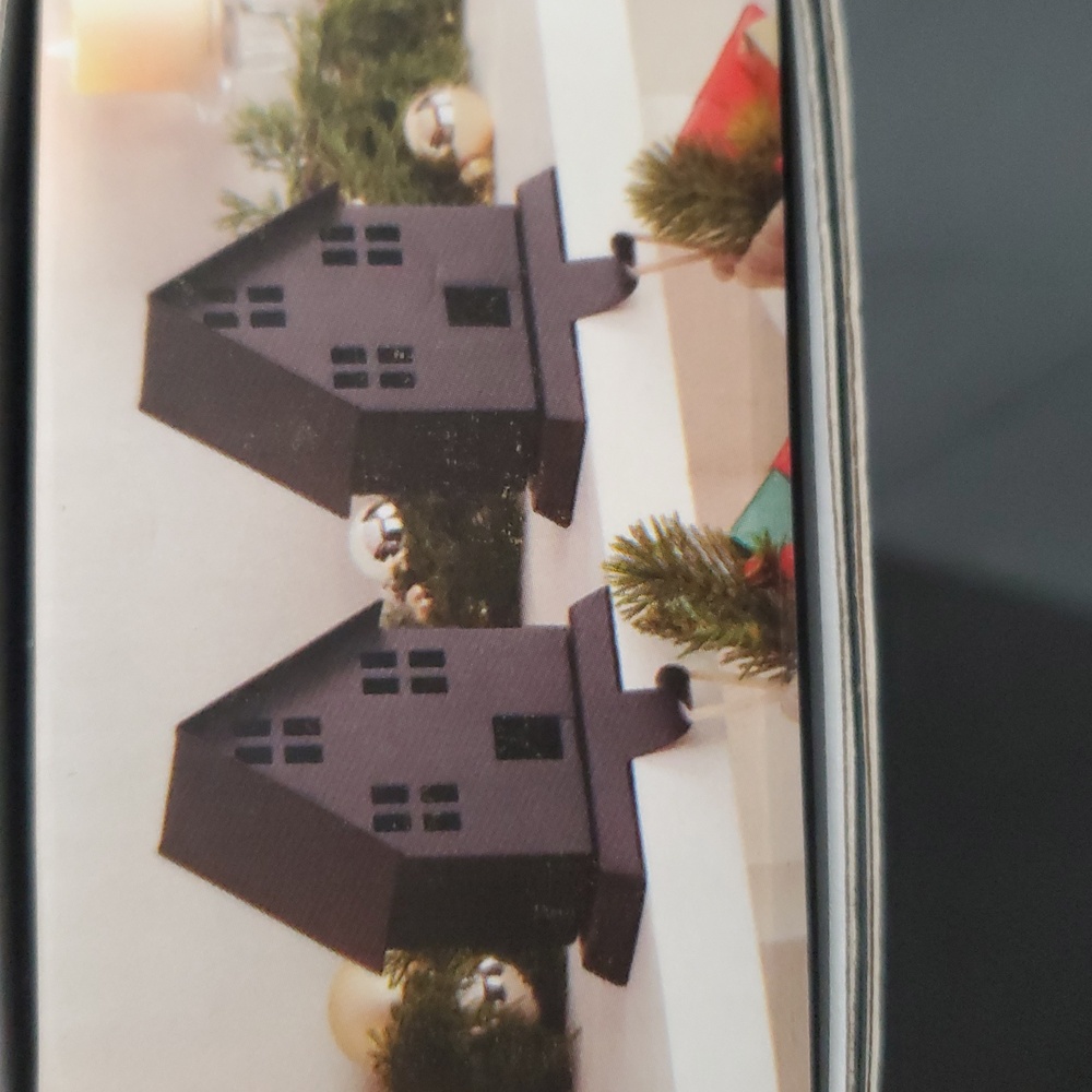 2 piece Black house shaped Christmas stocking holder brand‎ new